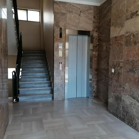 Viale Barozzi 118 Apartmán Modena