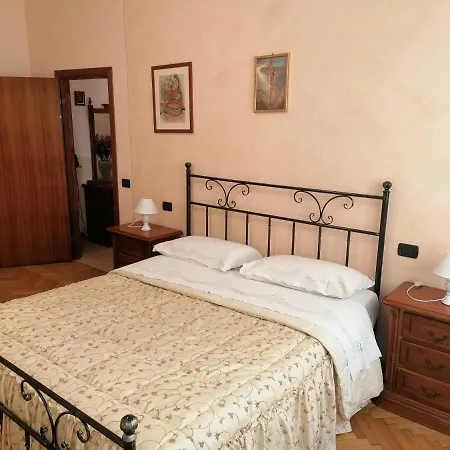 Viale Barozzi 118 Apartment *