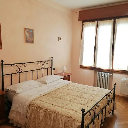 아파트 Viale Barozzi 118