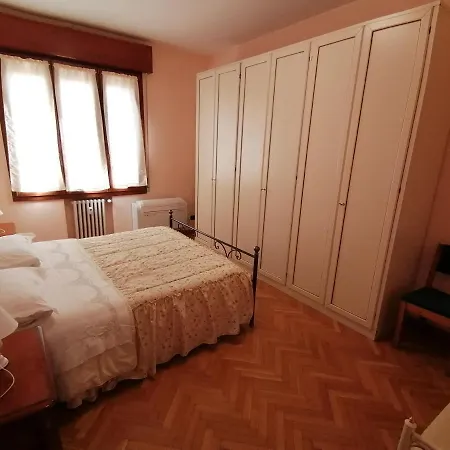 Viale Barozzi 118 * Modena